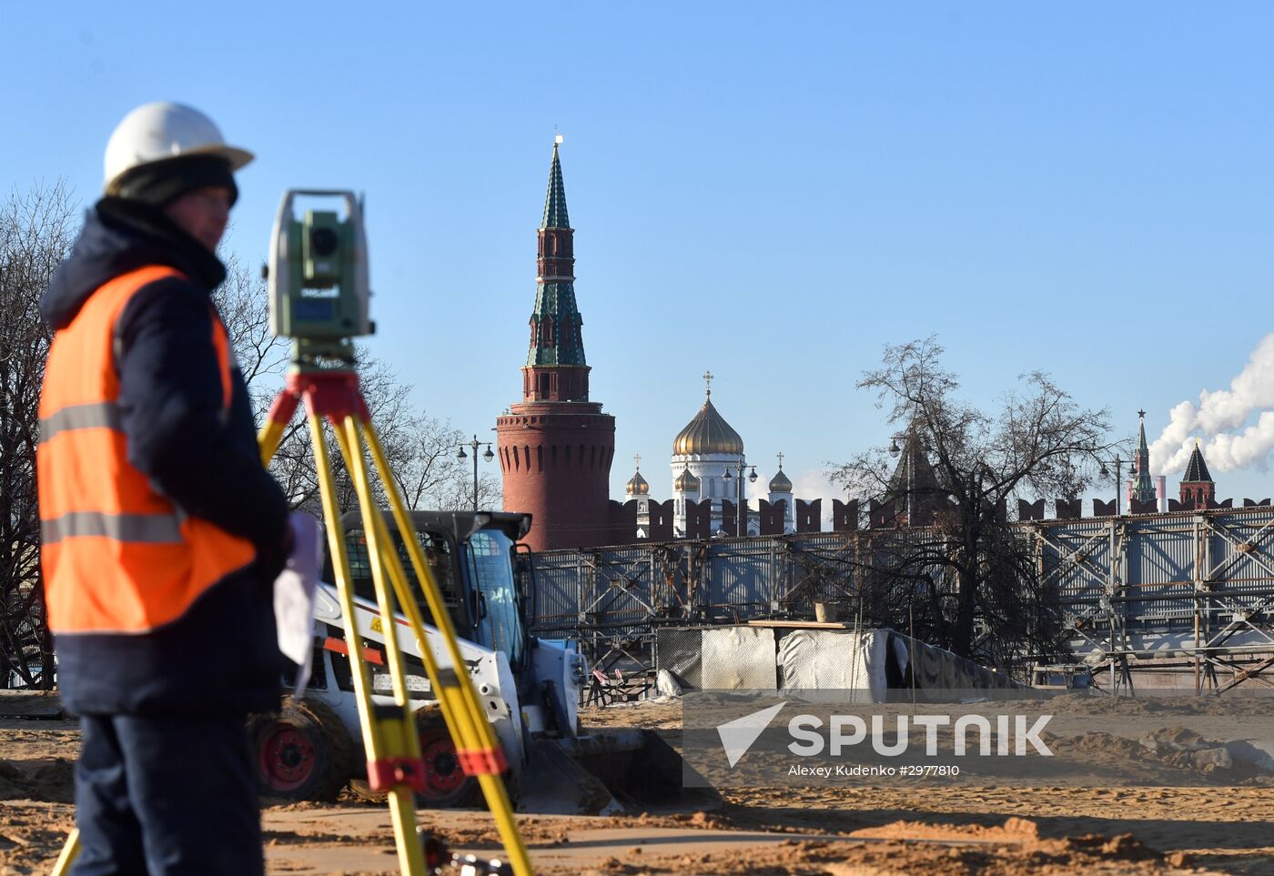 Building Zaryadye Park in Moscow