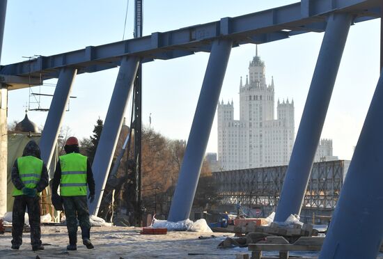 Building Zaryadye Park in Moscow