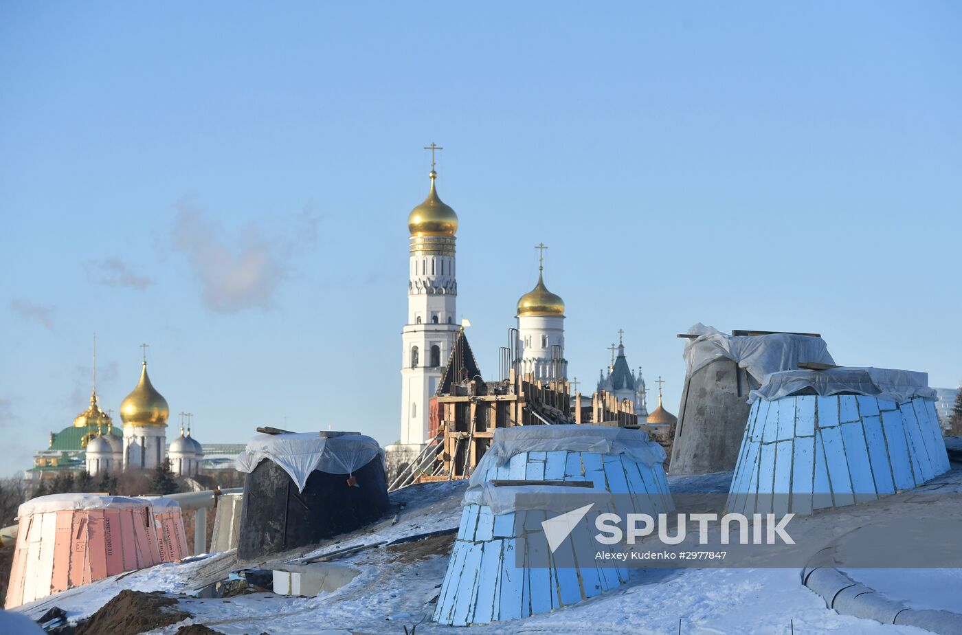 Building Zaryadye Park in Moscow