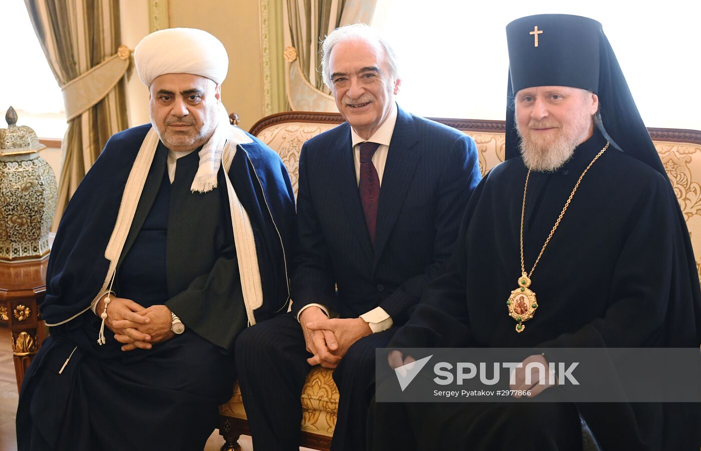 Patriarch Kirill meets with representatives of religious denominations