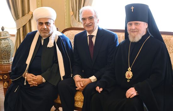 Patriarch Kirill meets with representatives of religious denominations