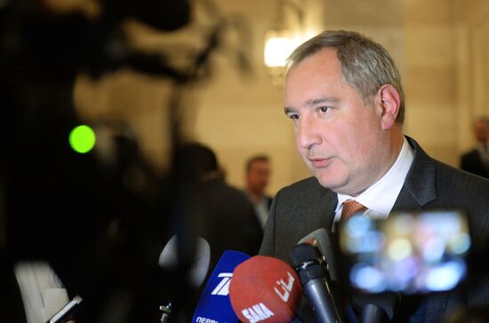 Deputy Russian Prime Minister Dmitry Rogozin visits Syria