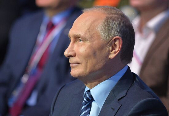 Russian President Vladimir Putin attends concluding meeting of Russian Popular Front’s interregional forum
