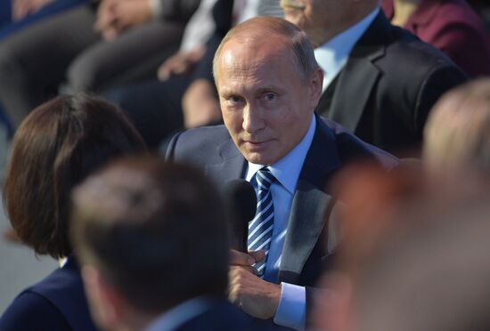 Russian President Vladimir Putin attends concluding meeting of Russian Popular Front’s interregional forum