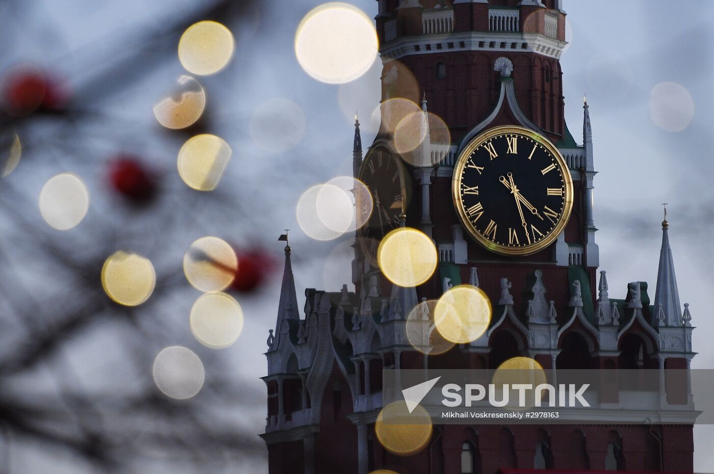 Christmas decorations on Red Square