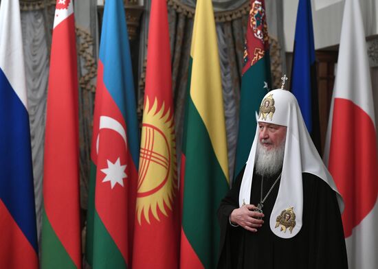 President Putin, Prime Minister Medvedev and Belarusian President Lukashenko wish happy birthday to Patriarch Kirill