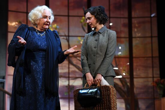 Rehearsal of play "Trees Die Standing Tall"