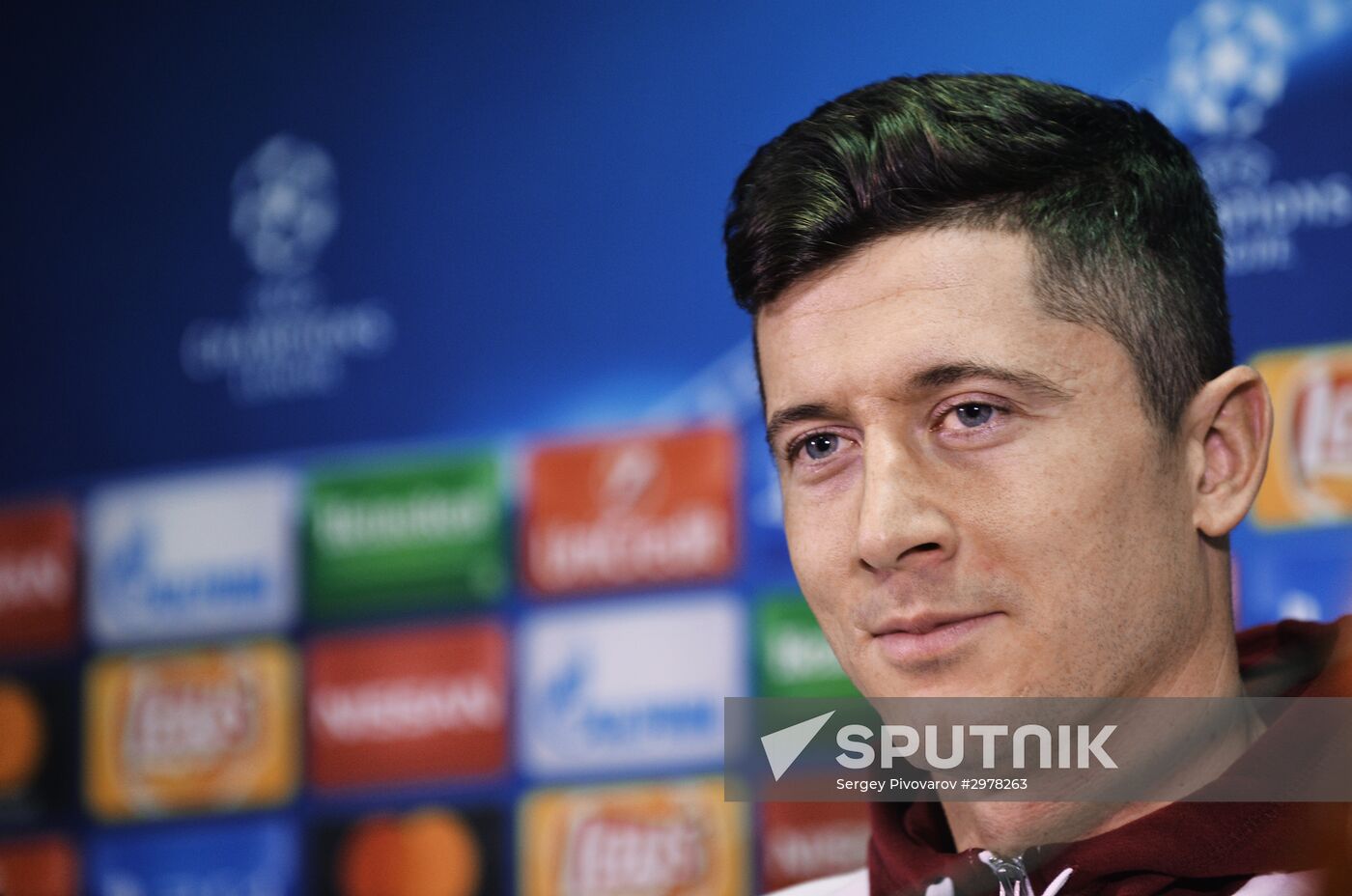 Bavaria's Robert Lewandowski at the news conference before the Champions League group stage match against Rostov (Rostov-on-Don, Russia). Location: Russia, Rostov-on-Don. Author: Sergey Pivovarov/Sputnik. Football. Champions League. Bavaria's training session