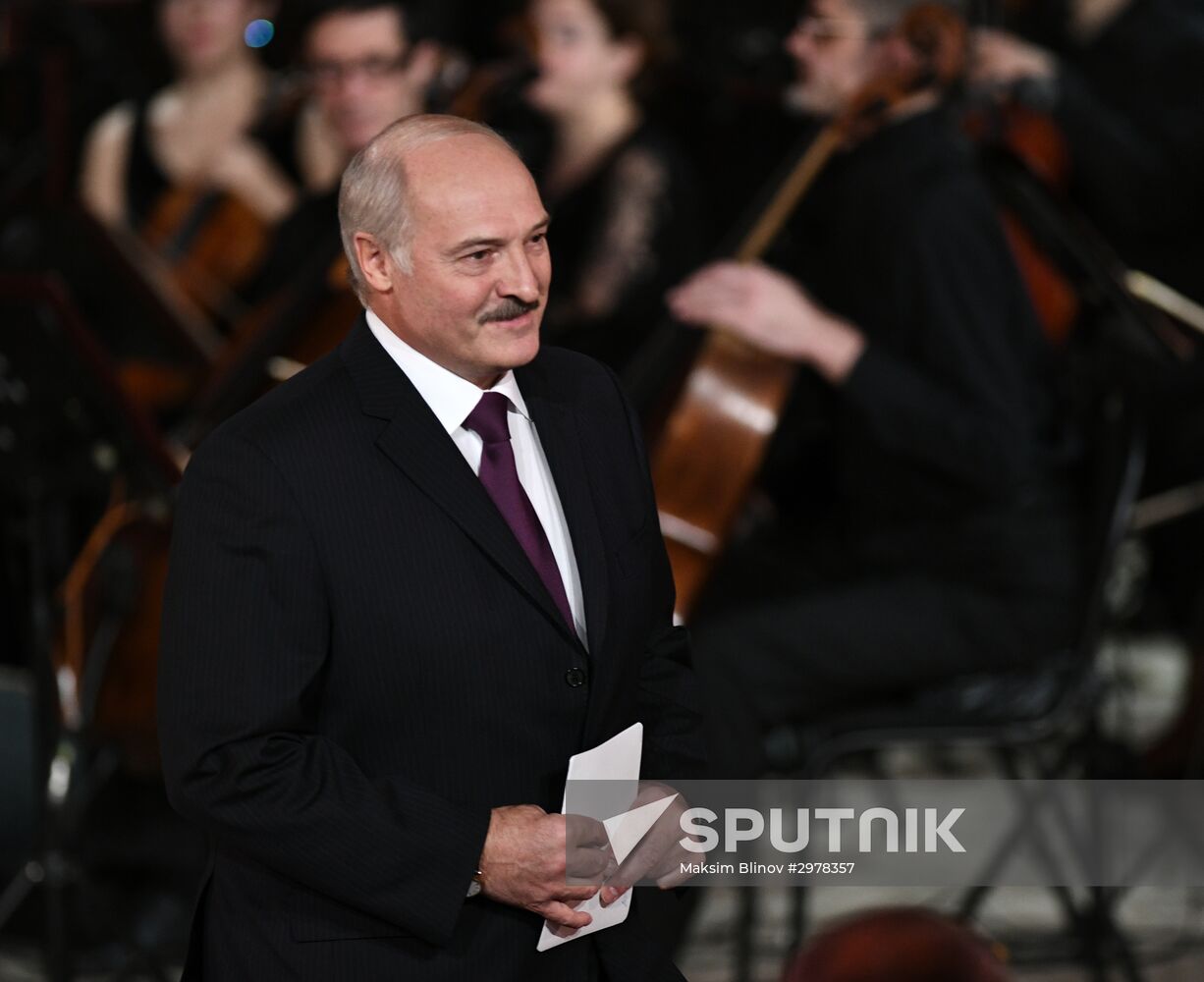 President Putin, Prime Minister Medvedev and Belarusian President Lukashenko wish happy birthday to Patriarch Kirill