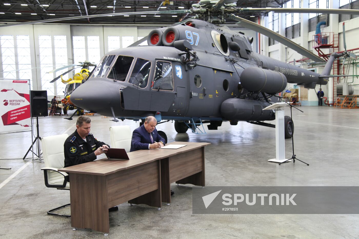 Russian Navy's naval aviation receives first Arctic helicopter Mig Mi-8AMTSh-VA