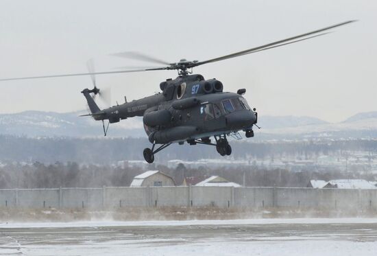 Russian Navy's naval aviation receives first Arctic helicopter Mig Mi-8AMTSh-VA