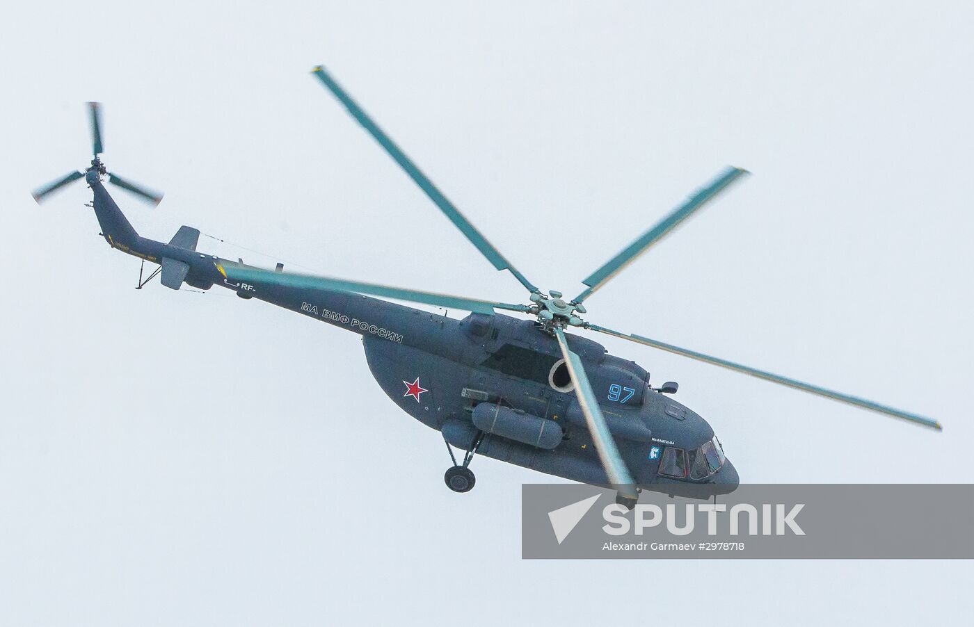 Russian Navy's naval aviation receives first Arctic helicopter Mig Mi-8AMTSh-VA