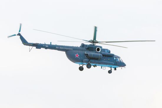 Russian Navy's naval aviation receives first Arctic helicopter Mig Mi-8AMTSh-VA