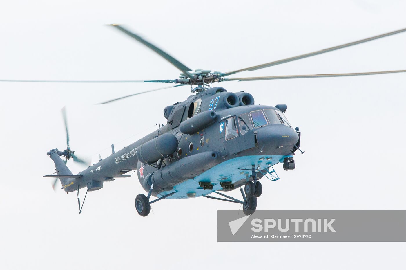 Russian Navy's naval aviation receives first Arctic helicopter Mig Mi-8AMTSh-VA