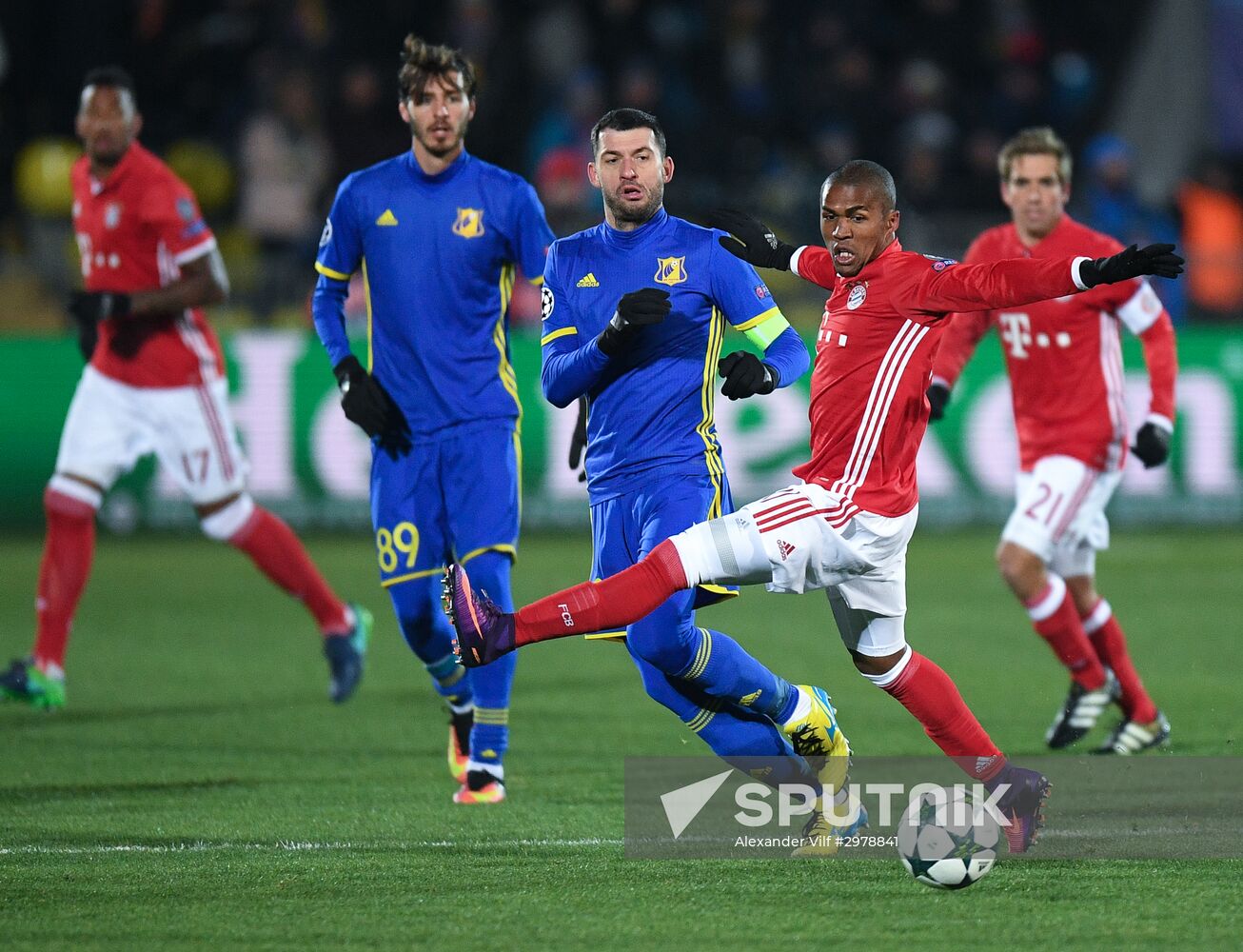 Football. Champions League. Rostov vs. Bayern