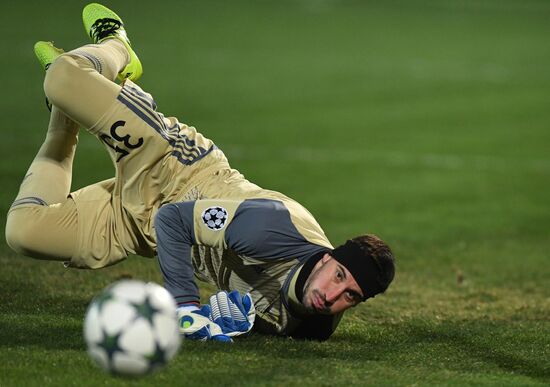 Football. Champions League. Rostov vs. Bayern