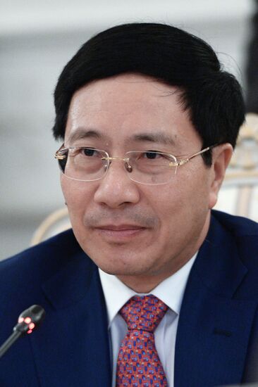 Russian Foreign Minister Sergei Lavrov meets with Foreign Minister of Vietnam Pham Binh Minh