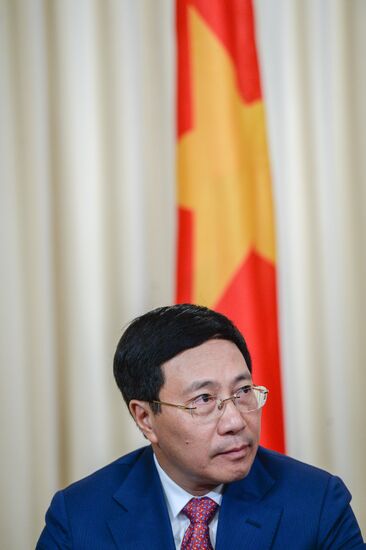 Russian Foreign Minister Sergei Lavrov meets with Foreign Minister of Vietnam Pham Binh Minh