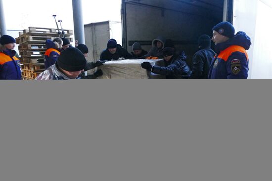 Russia's humanitarian aid convoy arrives in Donetsk