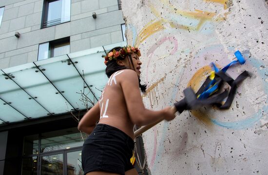 FEMEN's The Wall campaign at German embassy in Ukraine