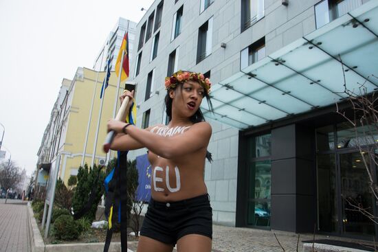 FEMEN's The Wall campaign at German embassy in Ukraine