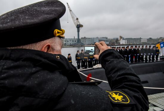 Kolpino submarine transferred to Russian Navy