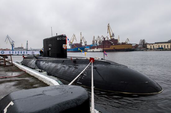 Transfer of Kolpino submarine to Russian Naval Forces