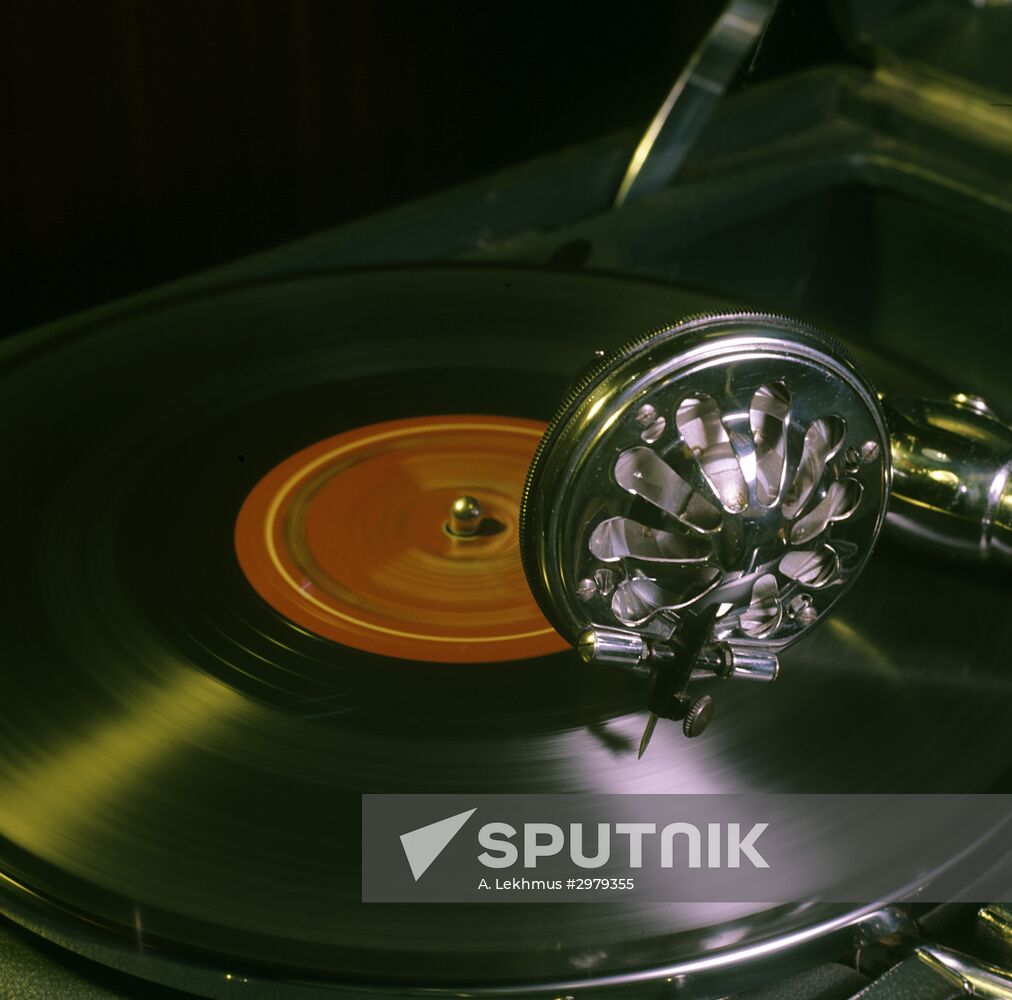 Gramophone record