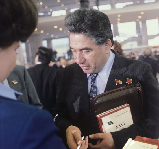 Kirghiz writer Chingiz Aitmatov