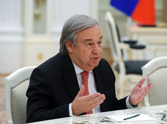Russian President Vladimir Putin met witn newly elect UN secretary general Attonio Guterres