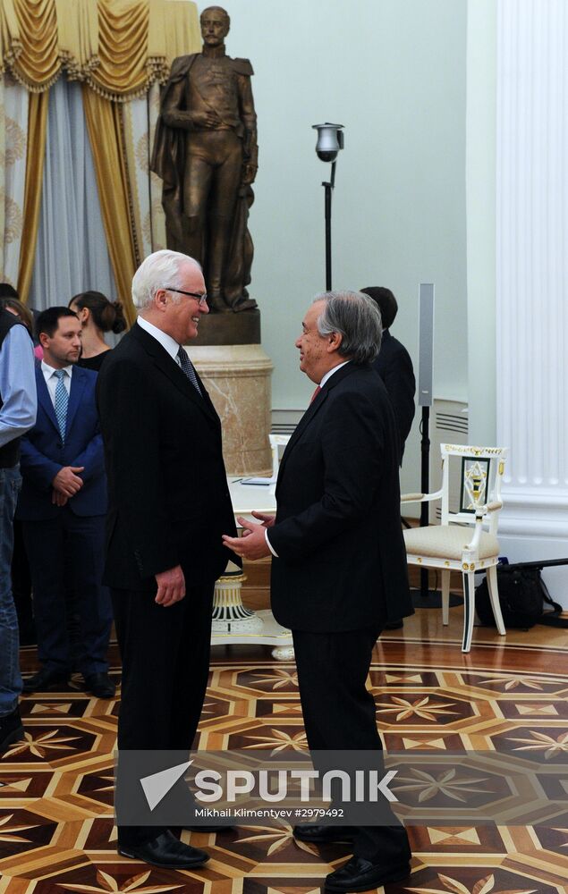 Russian President Vladimir Putin meets with new UN Secretary General Attonio Guterres