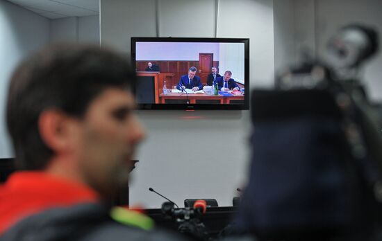 Interrogation of ex president Yanukovych on Kiev 2014 unrest is put off