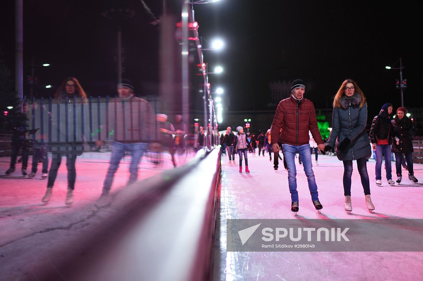 Skating Rink opens at VDNKh