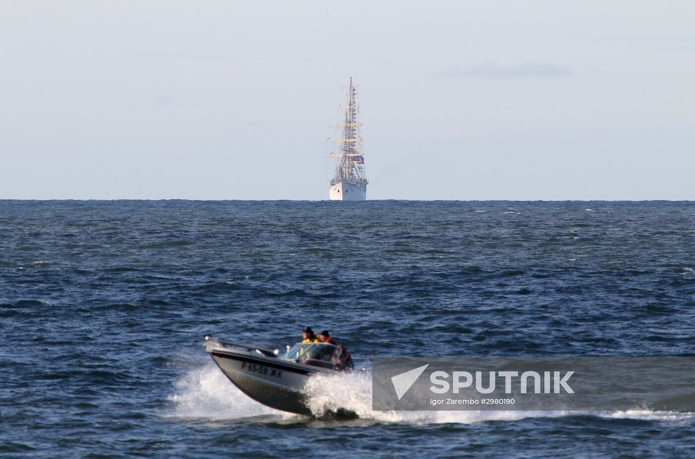 The Nadezhda tall ship arrives in Baltiysk port