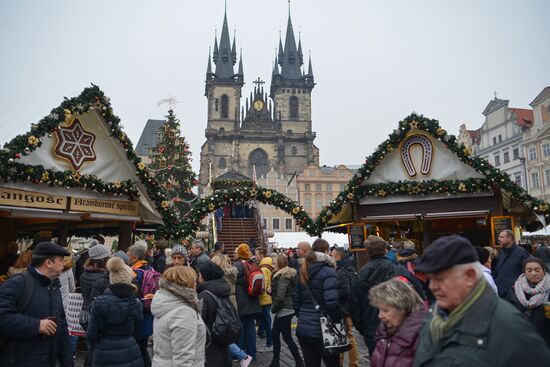 Christmas fairs kick off in Prague