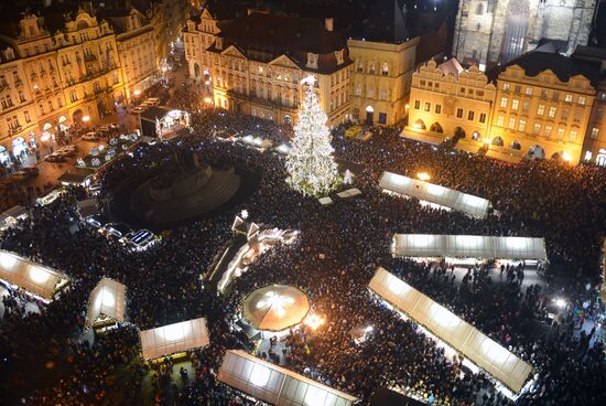 Christmas fairs kick off in Prague