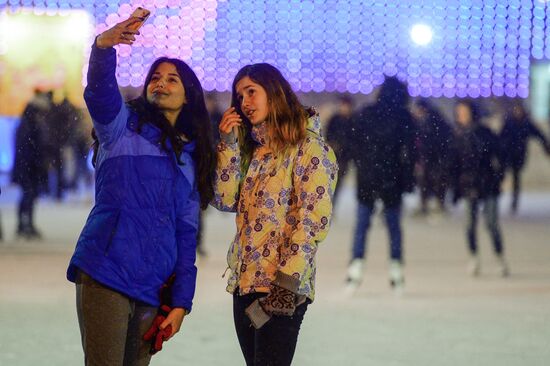 Lyod (Ice) skating rink opened in Sokolniki park