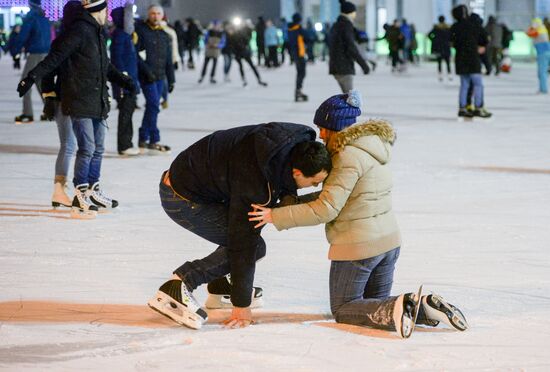 Lyod (Ice) skating rink opened in Sokolniki park
