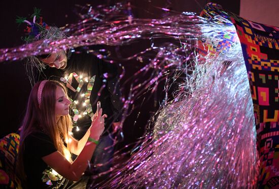 Moscow Decompression