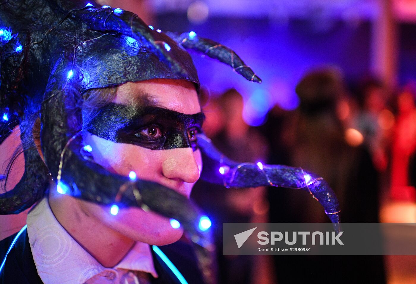 Moscow Decompression