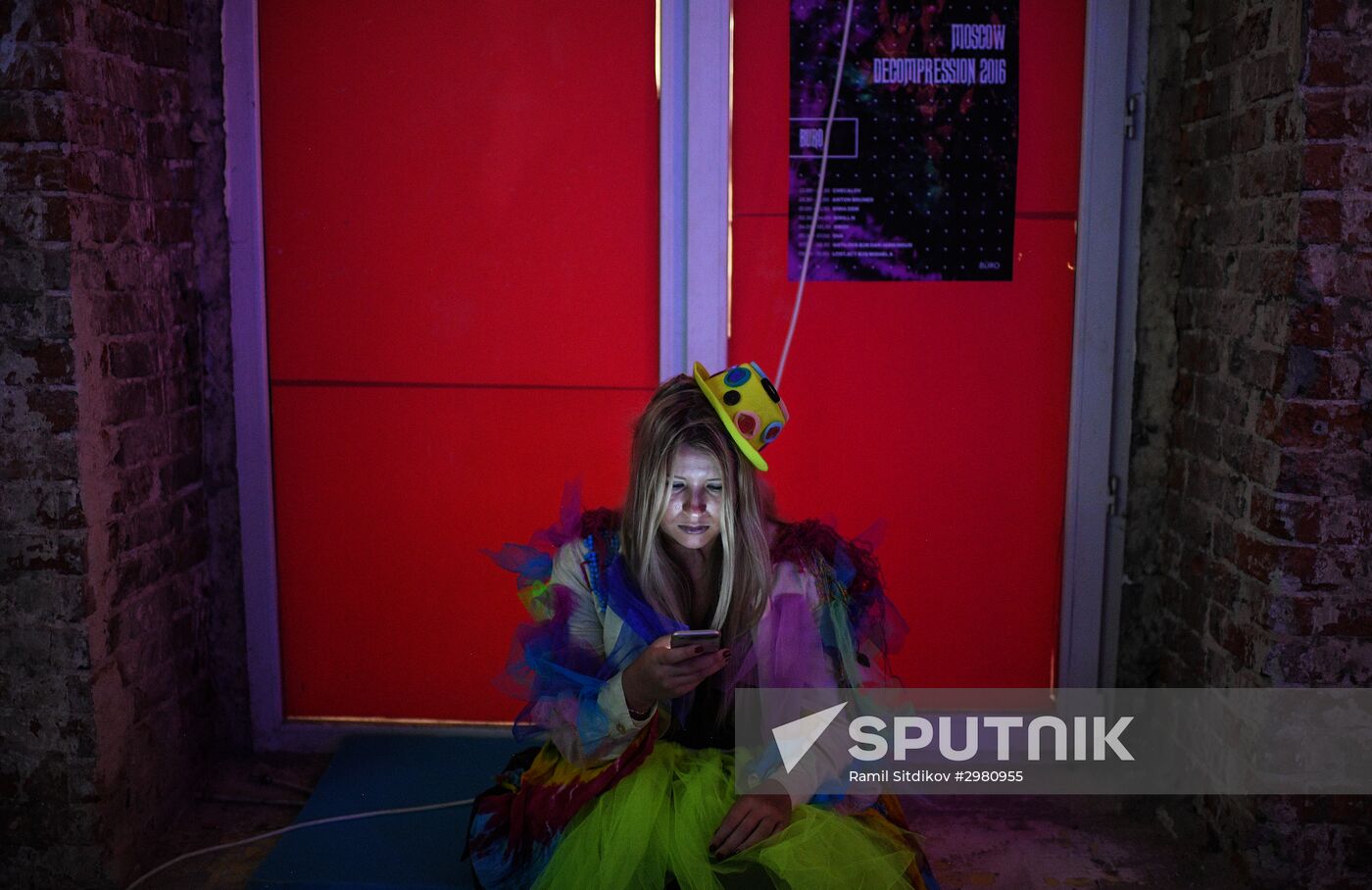 Moscow Decompression