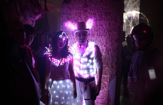 Moscow Decompression