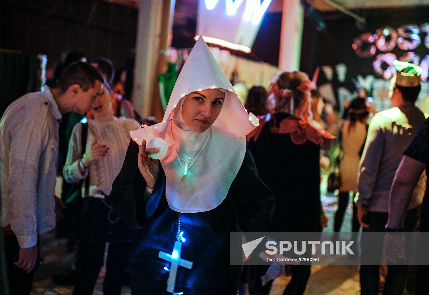 Moscow Decompression