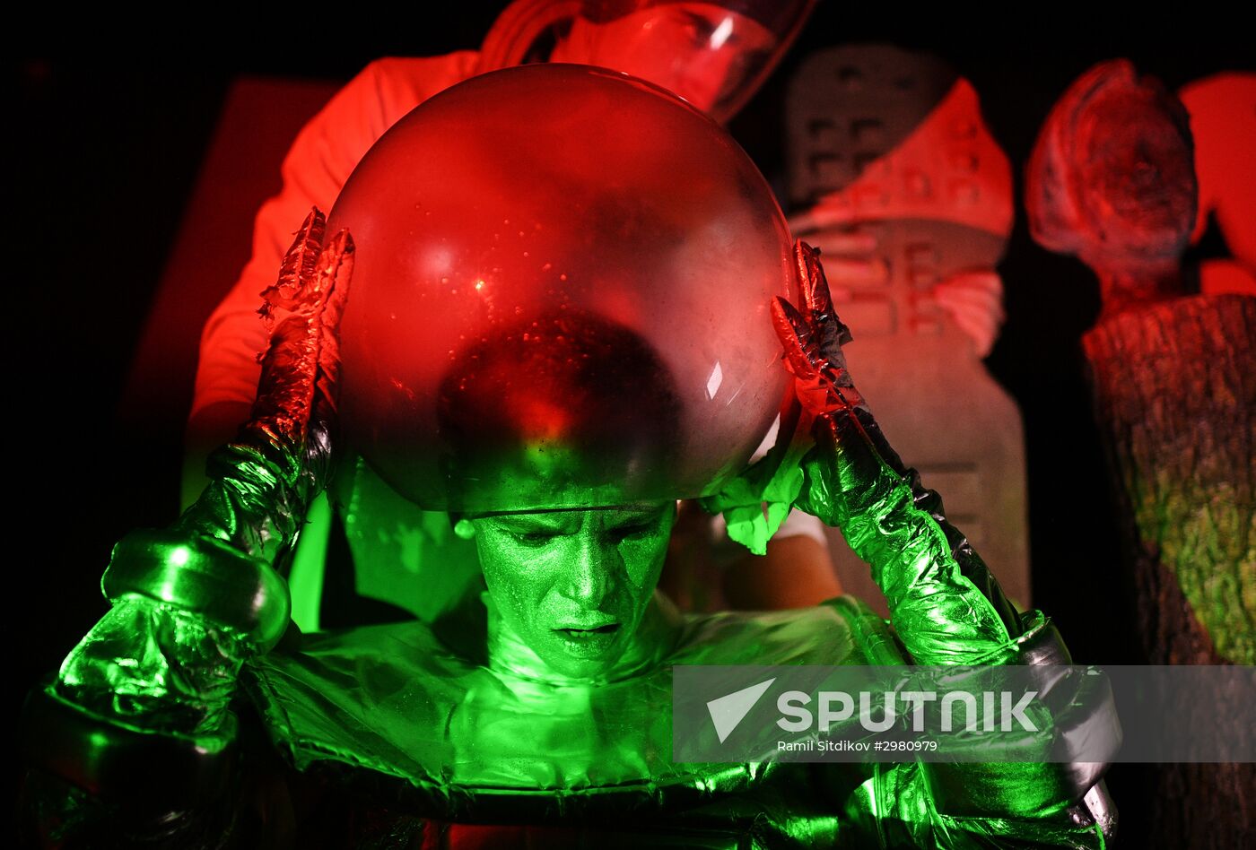 Moscow Decompression