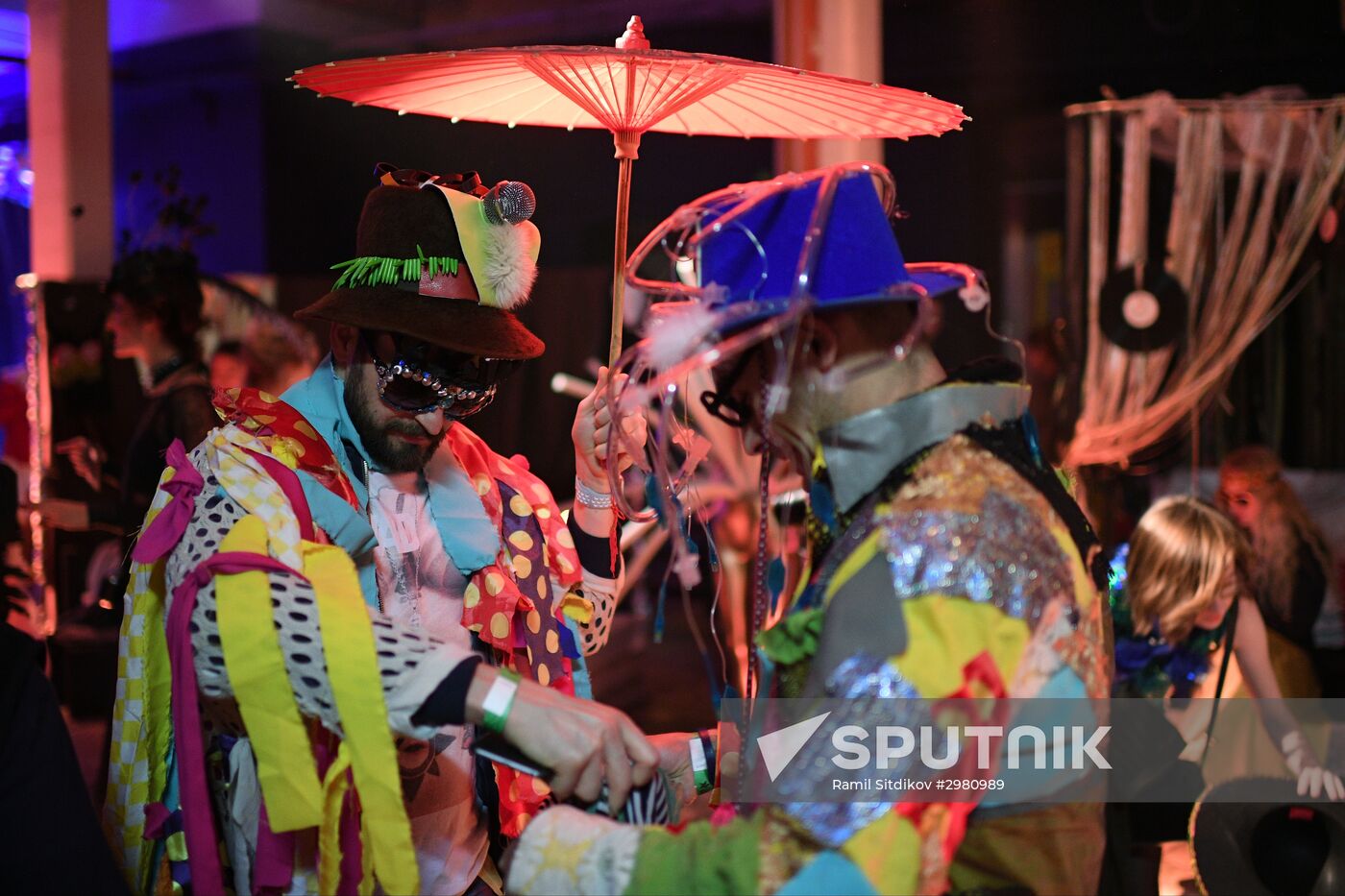 Moscow Decompression