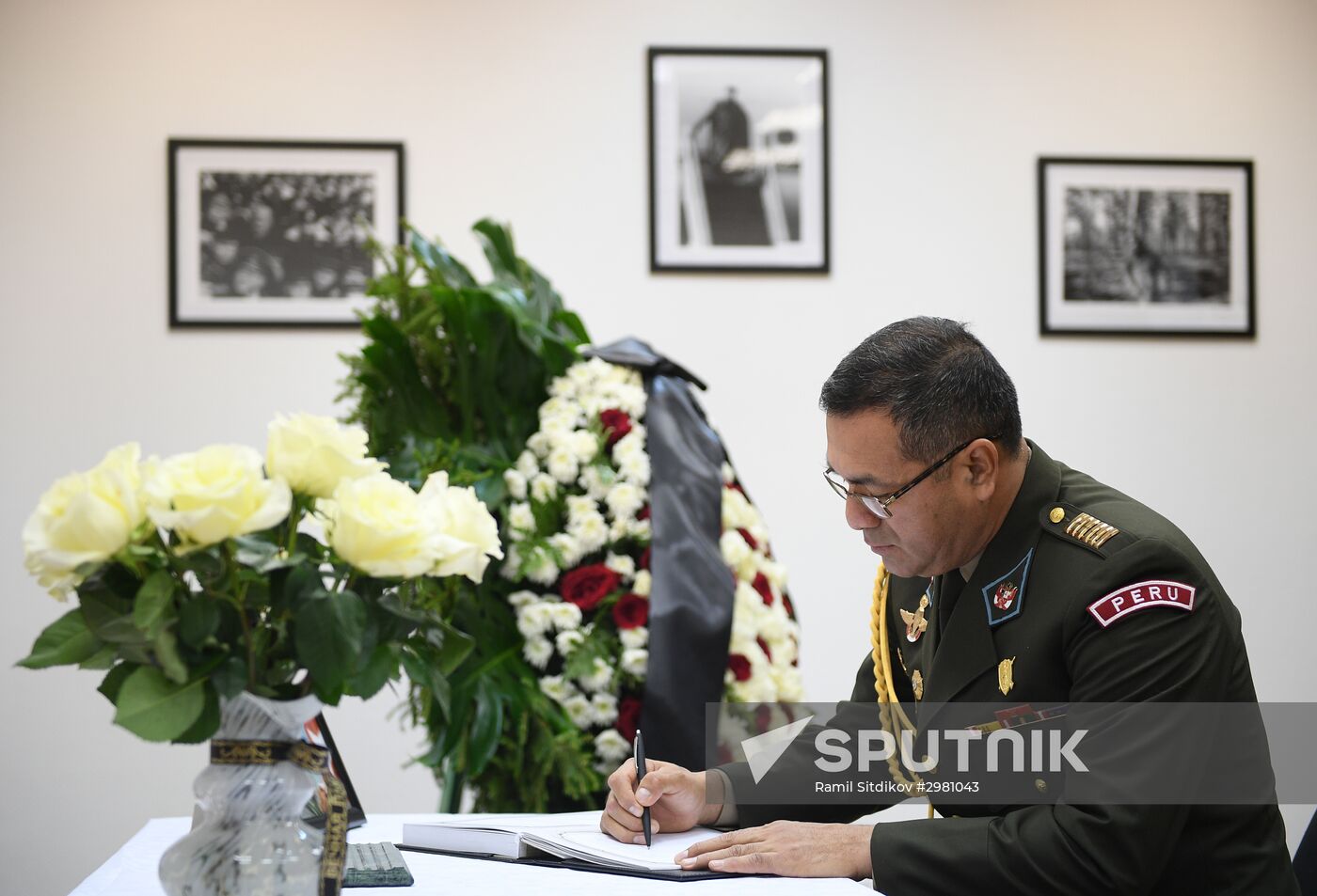 Condolence book opened in Cuban embassy in Moscow