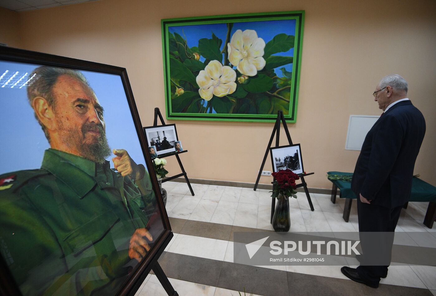 Condolence book opened in Cuban embassy in Moscow