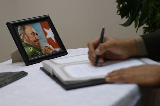 Condolence book opened in Cuban embassy in Moscow