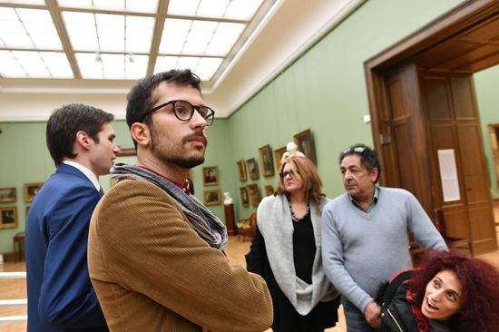 Leticia Renisoa visits Tretyakov Picture Gallery
