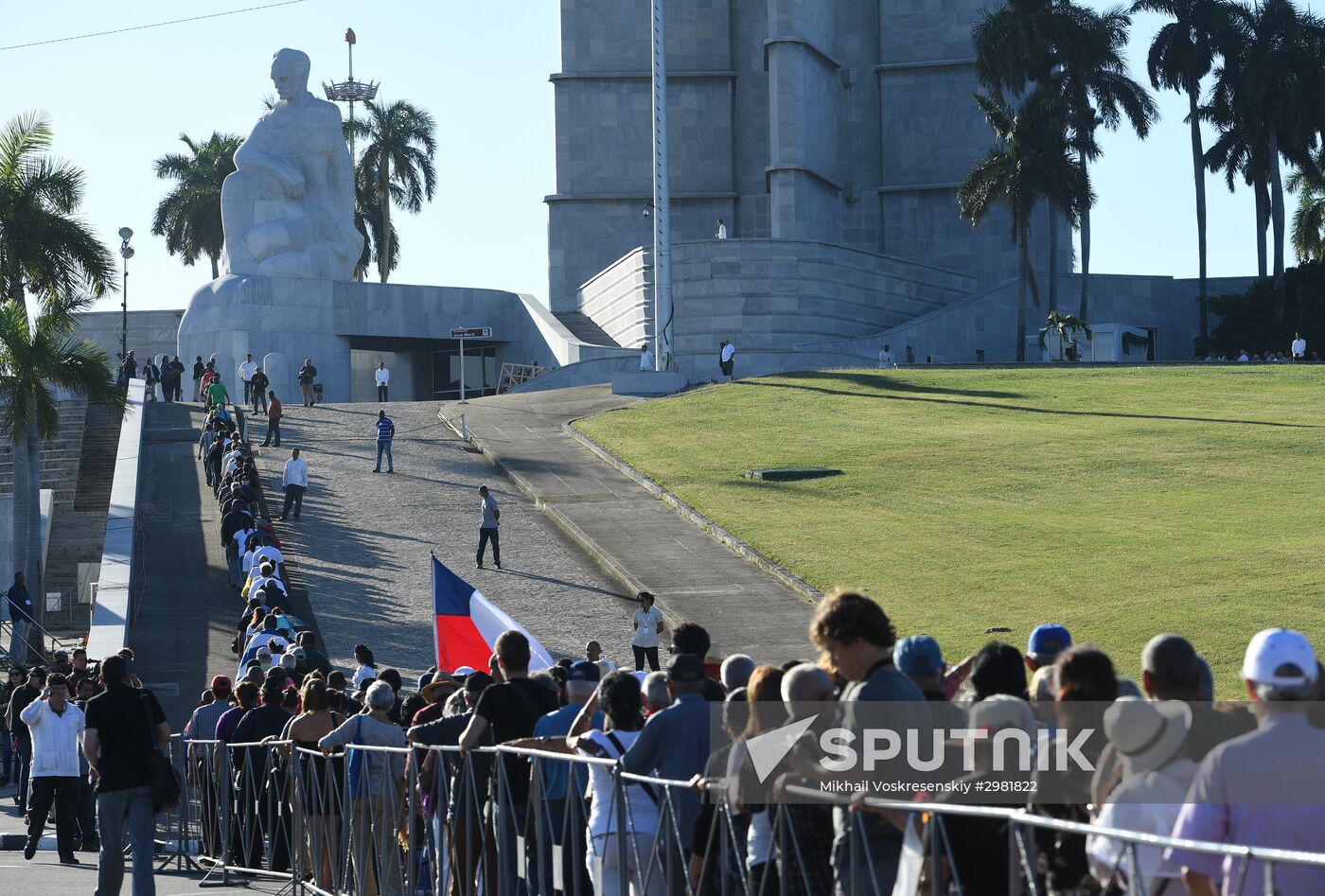 Havana bids final farewell to Fidel Castro
